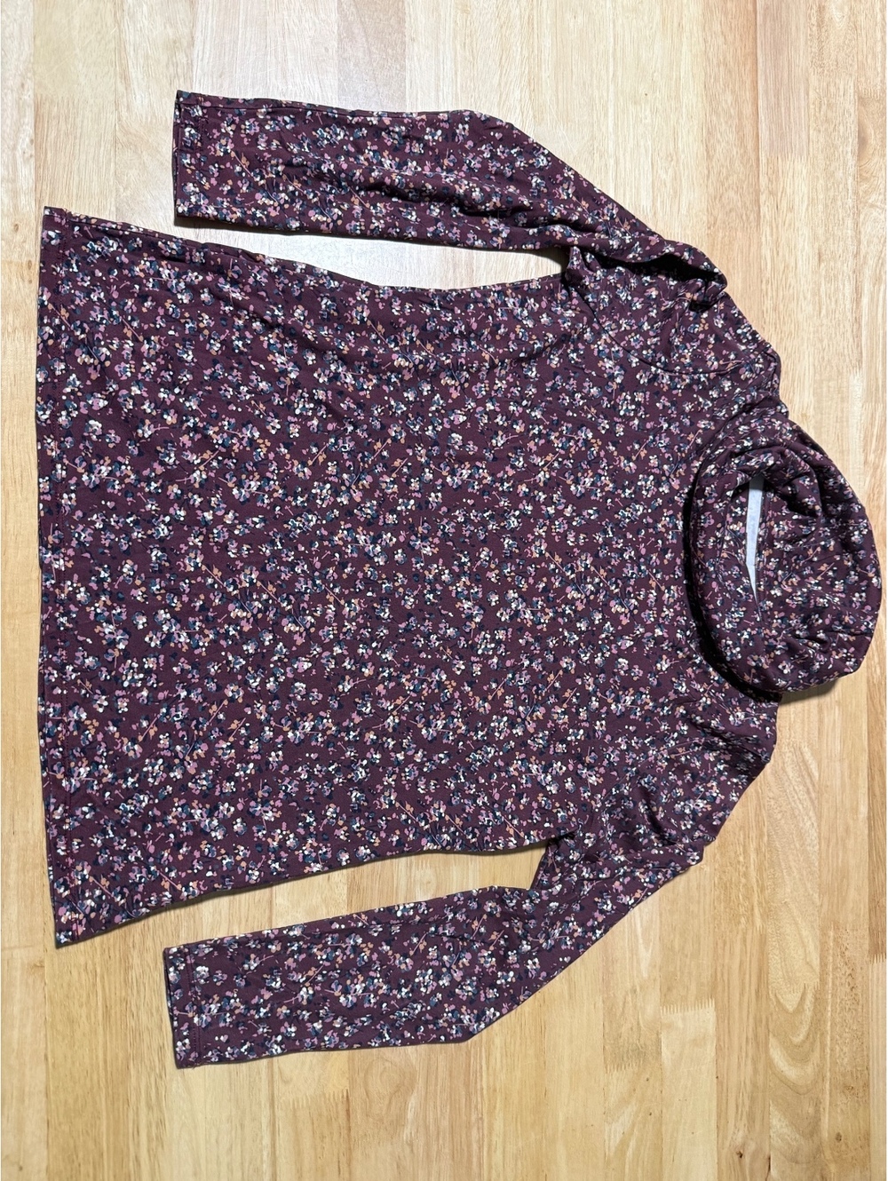L.L.Bean Women’s Medium Burgundy Floral Supima Cotton Turtleneck Top M Regular